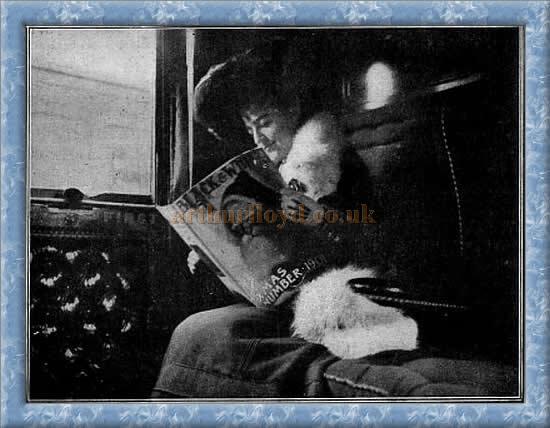 Black & White Budget - Backstage 1901 - Special Feature Black & White Budget - Backstage 1901 - Special Feature